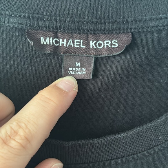 Men’s Michael Kors Tshirt - Picture 2 of 3